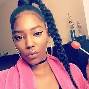 Meet your Posher, Lajonna